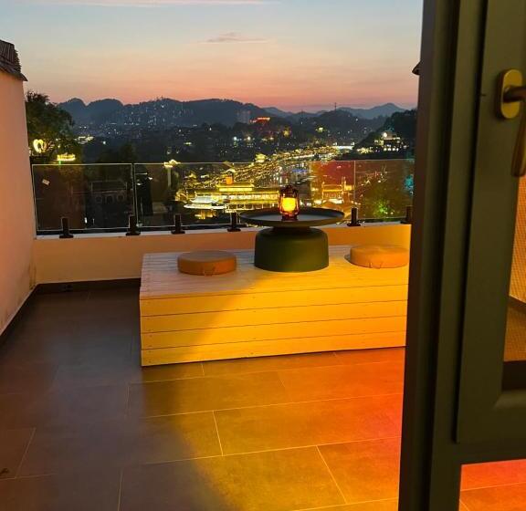 پانسیون Phoenix Best River View B&b