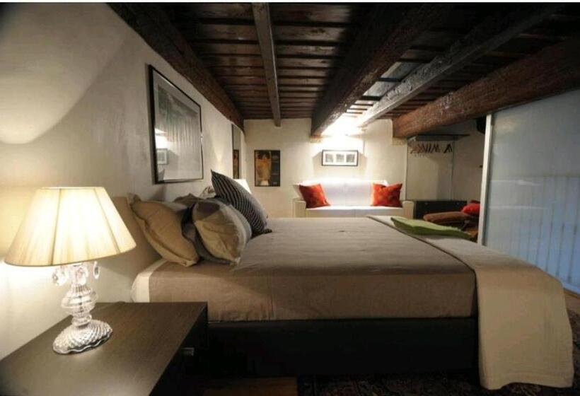پانسیون Saint Patrick Guest House