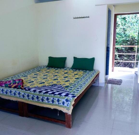 펜션 Shree Sai Beach Stay
