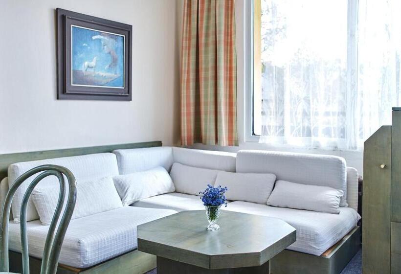 پانسیون Villa Mayotte