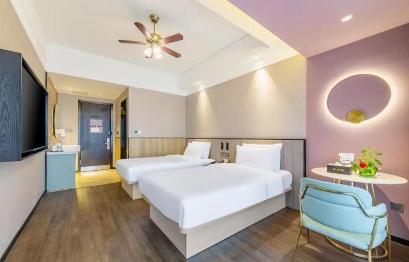 Zhanghe Hotel   Haikou Xiuying Harbor Provincial People S Hospital