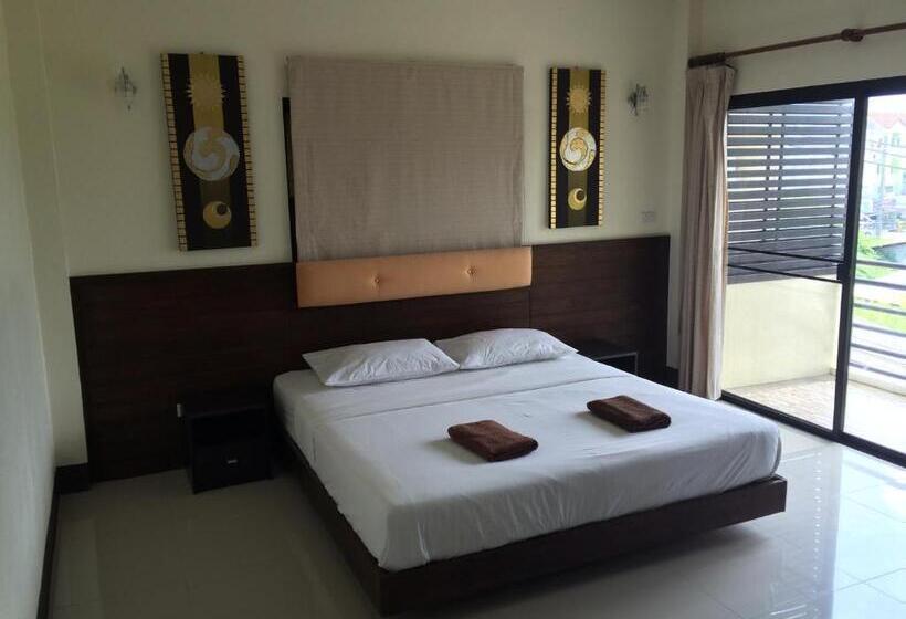 호스텔 Crystal Clear Apartments