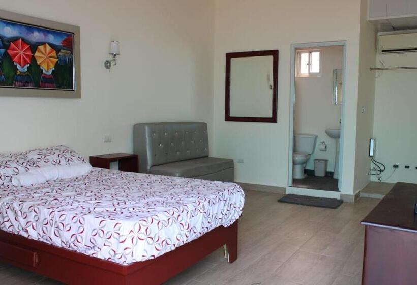 هاستل Oceanside Hotel & Pool