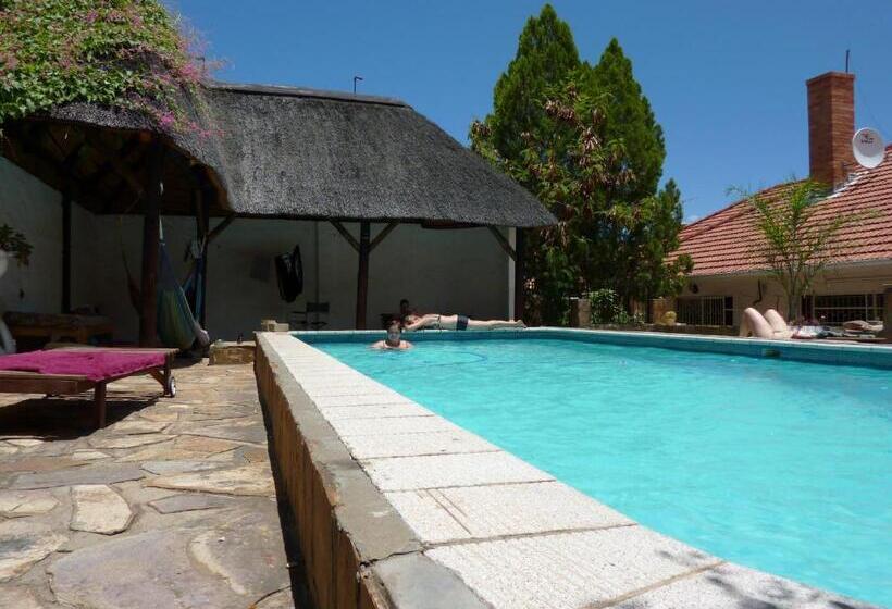 هاستل Paradisegarden Backpackers