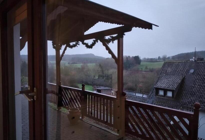 ベッドアンドブレックファースト Breakfast In Bed