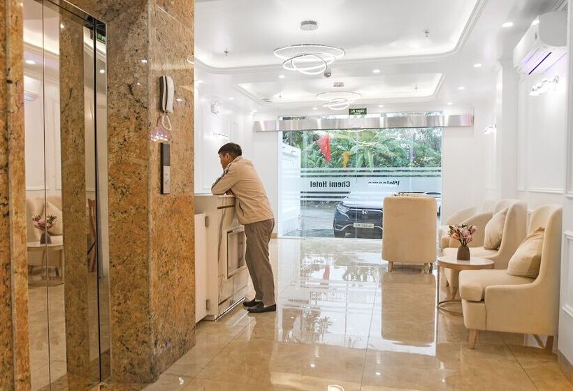 هتل Chemi Noi Bai Airport