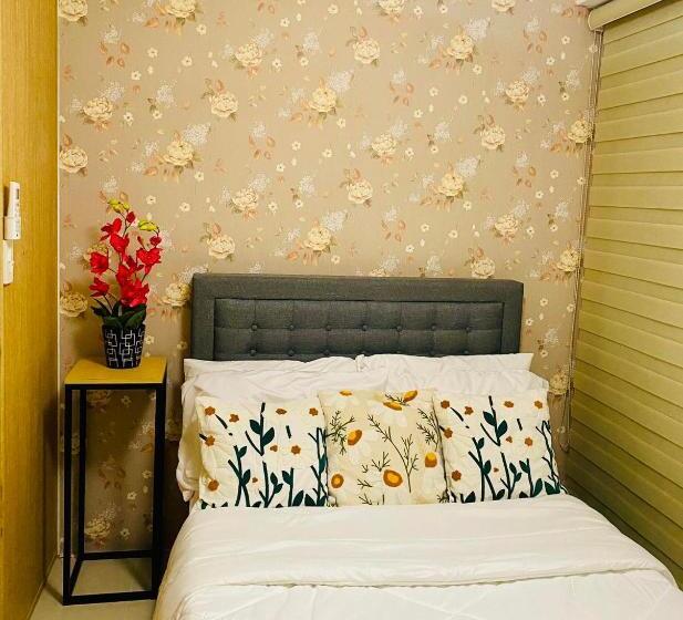 בית מלון כפרי Sm North Fern@grass Residences