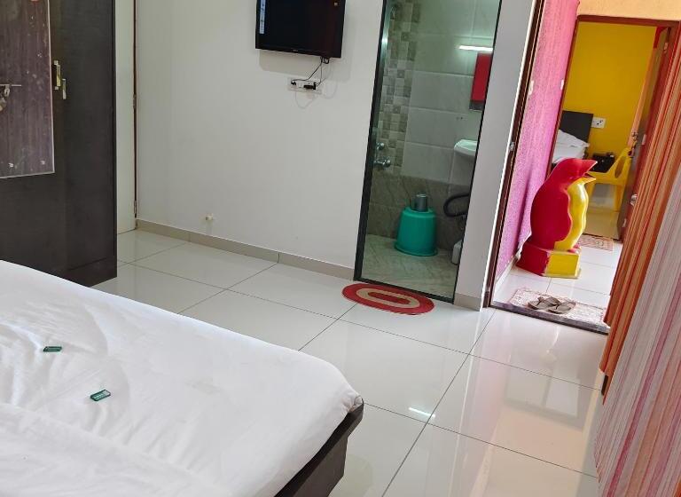 호텔 Suryansh Beach Resort