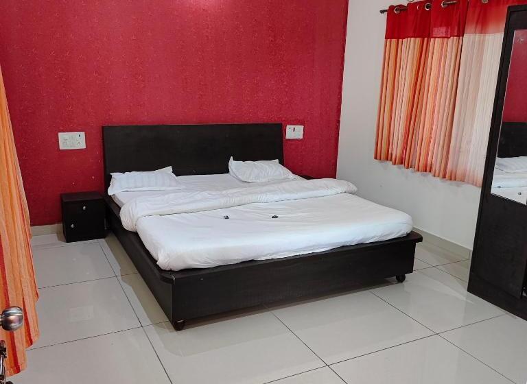 Отель Suryansh Beach Resort