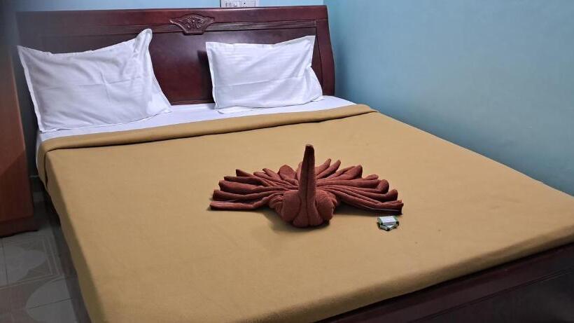 پانسیون Jayam Home Stay