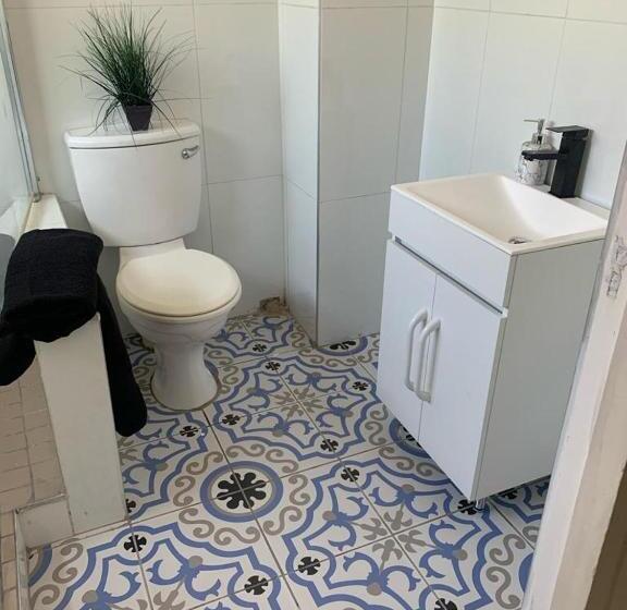 פנסיון On The Beach