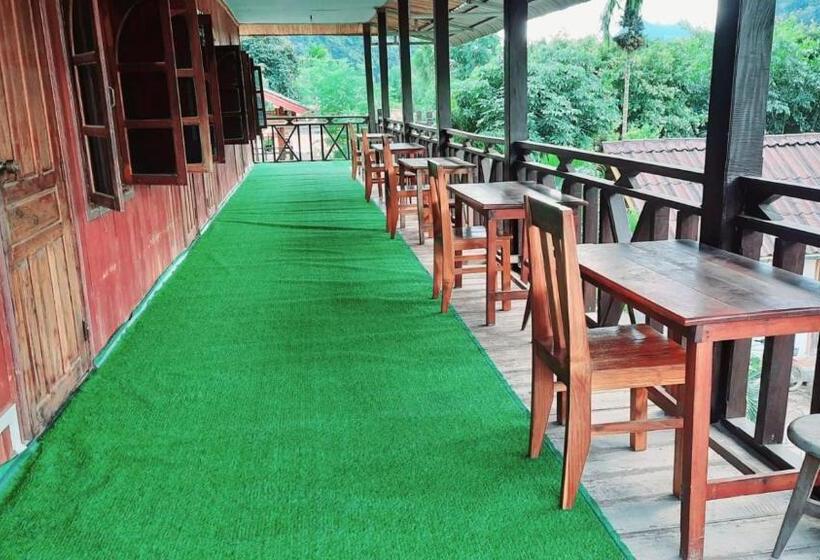 ペンション Rainbow Guest House