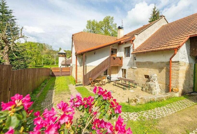 Apartmán Lobeč Pokoj číslo 1