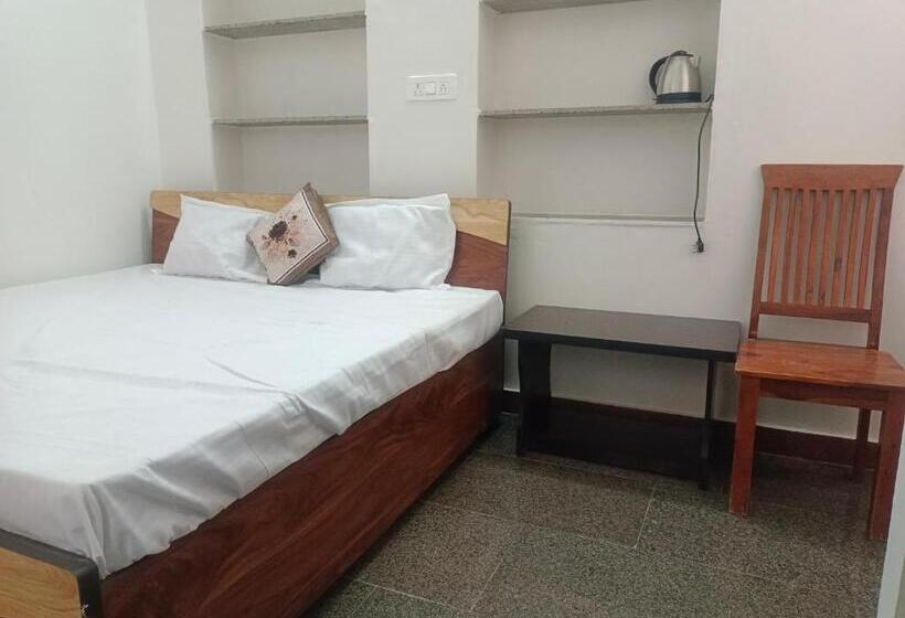 Отель Bhanwar Villa Guest House