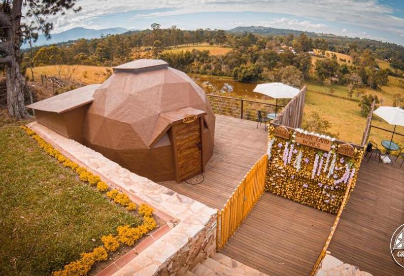 هتل کپسول Greenlandomesa Zafiro