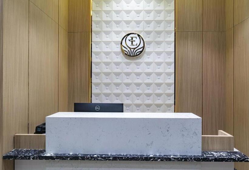 Hotel Eden Serenity
