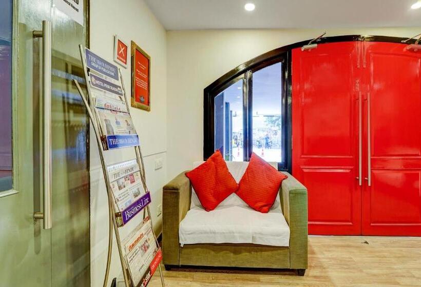 هتل Townhouse 1123 Four Season