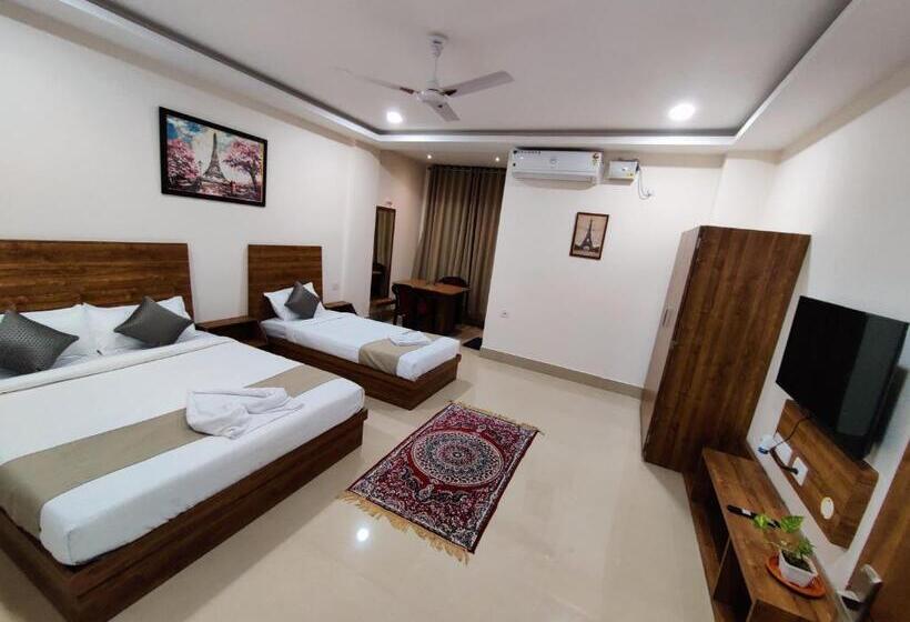 هتل Happy Home Living