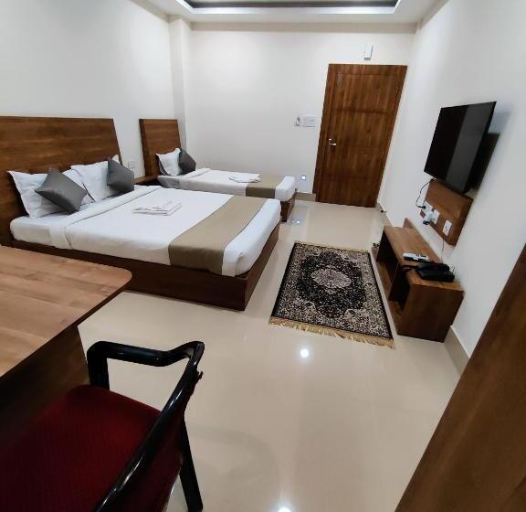 هتل Happy Home Living