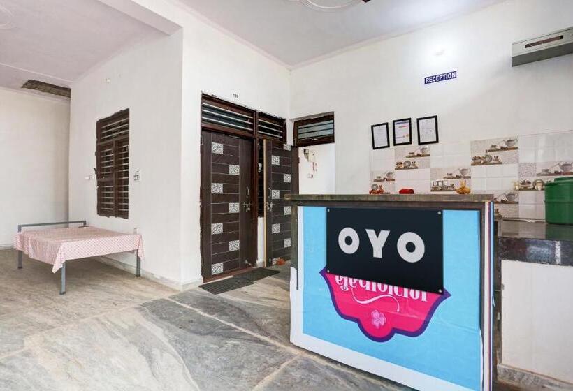 فندق Oyo Jr Guest House