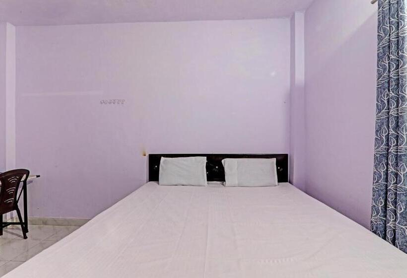 هتل Gracious Guest House