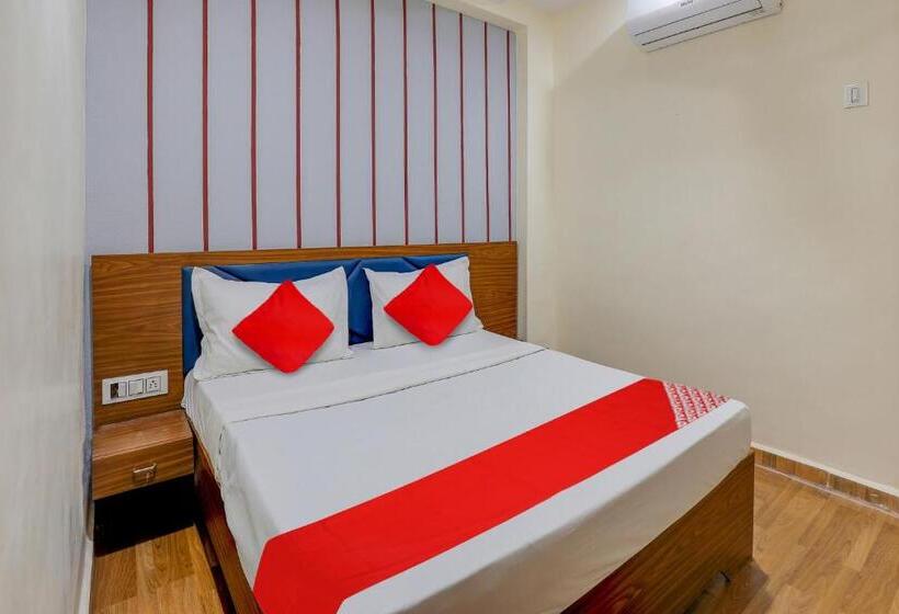 Oyo Hotel Lotus