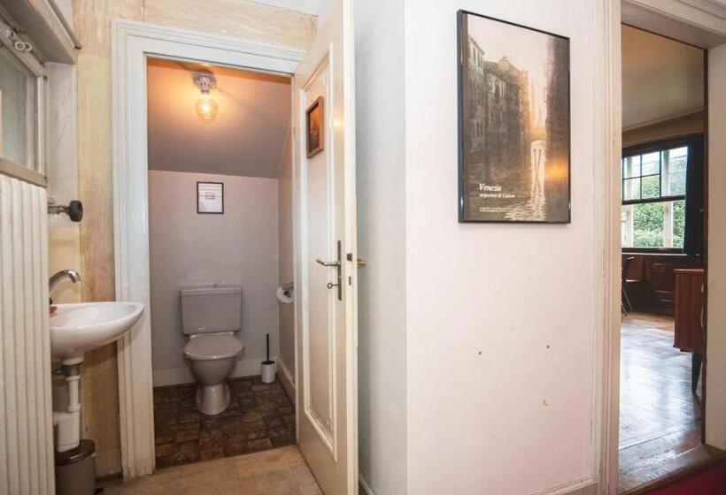 بنسيون Two Bedrooms In Villa In The Heart Of Basel