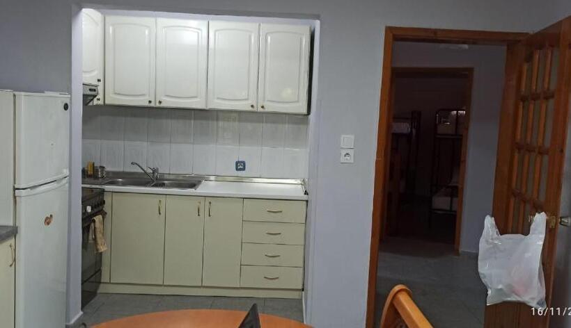 Royal Hostel