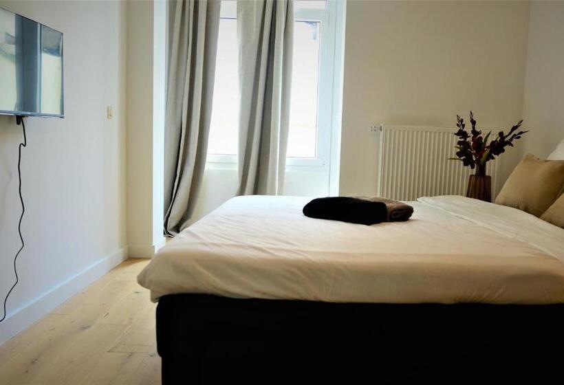 Sleep Inn   Palace Apartments