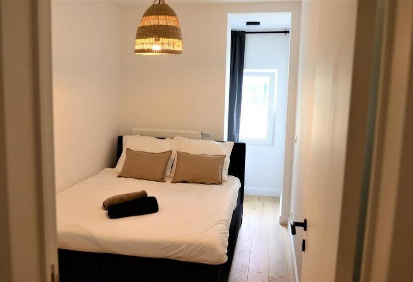 Sleep Inn   Palace Apartments