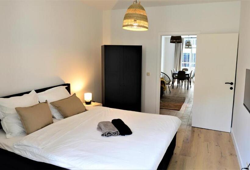 Sleep Inn   Palace Apartments