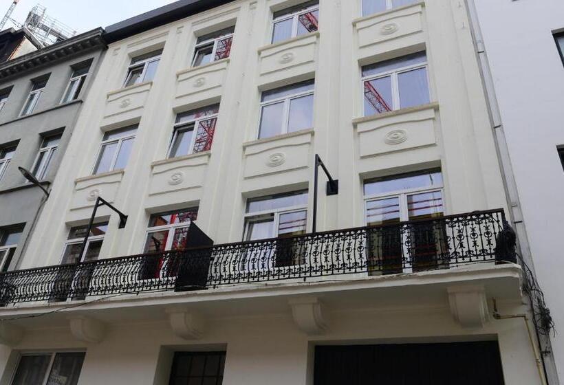 Sleep Inn   Palace Apartments