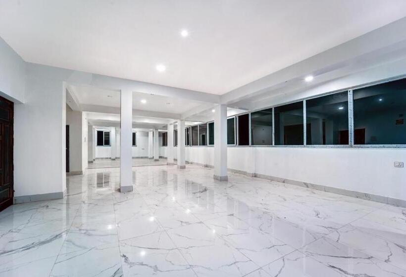 O As Hotels & Banquet