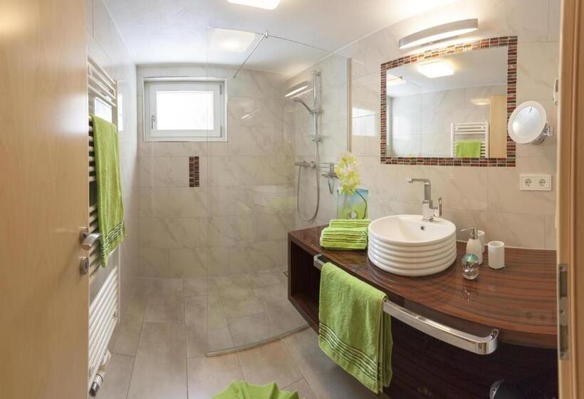 مبيت وإفطار Appartement Zint