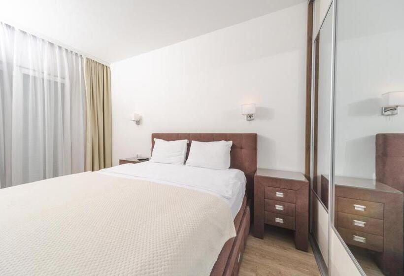 هتل 219 Budva