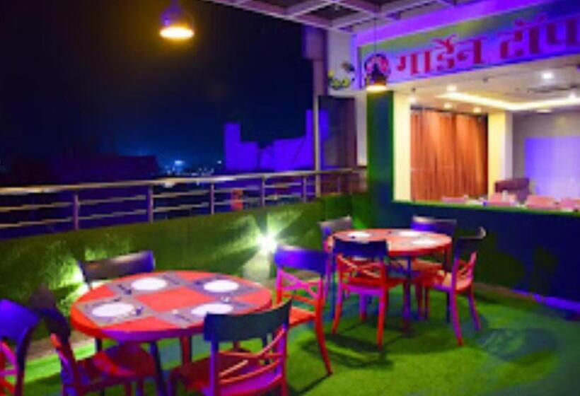 酒店 Anand International Bihar