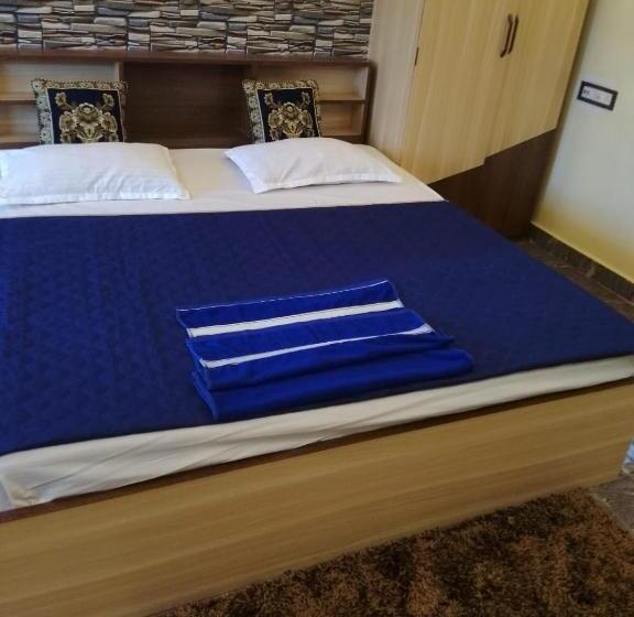 호텔 Annapurna Beach Resort