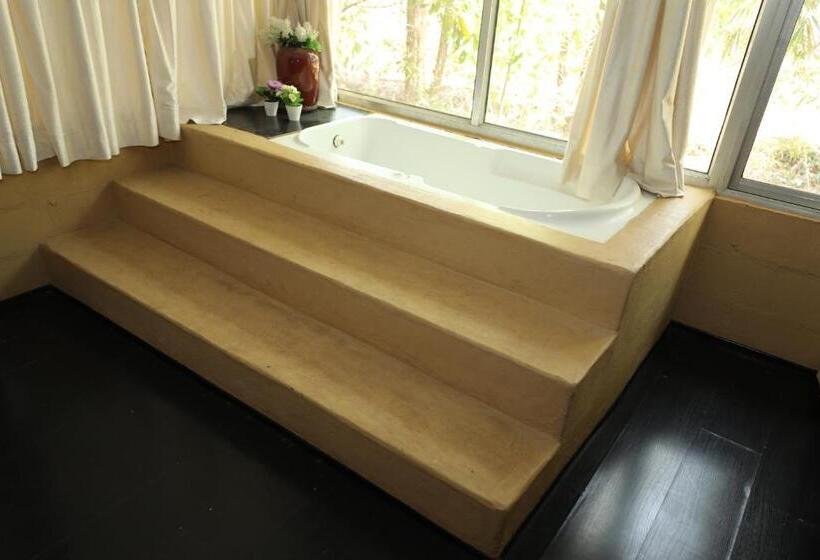 فندق Aranya Phansad Resort