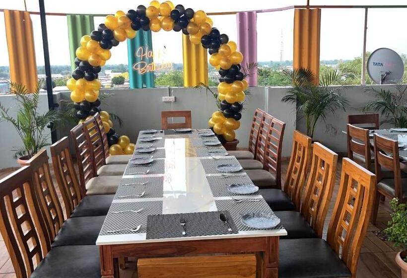 호텔 Bhagwati Palace