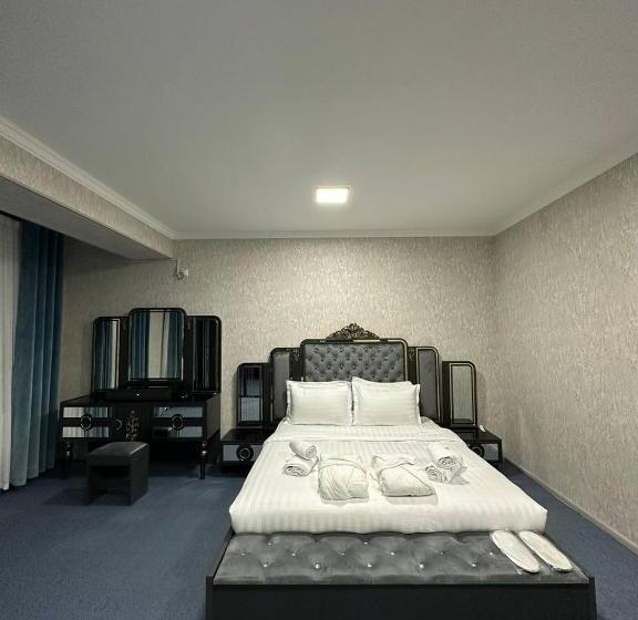 هتل Gumbaz Luxury