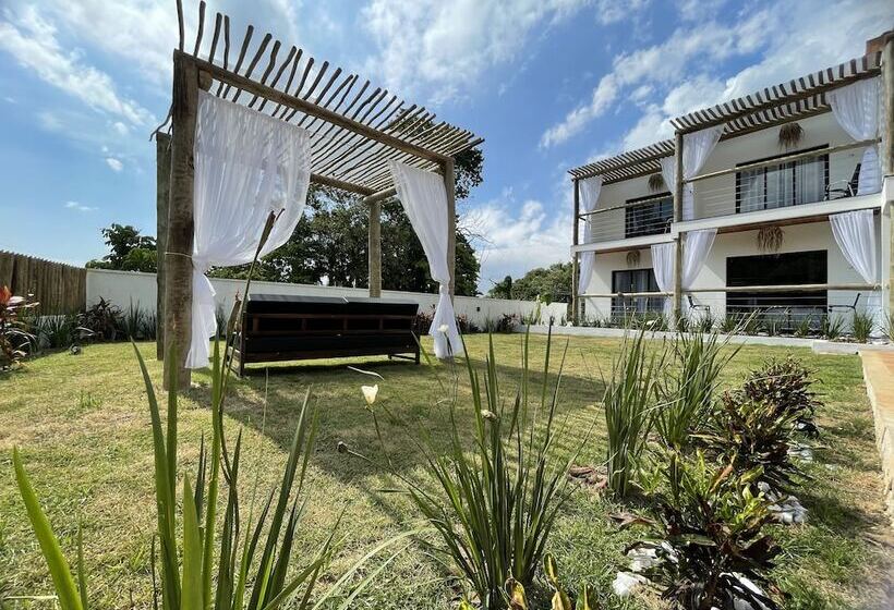 호텔 Santomar Guest House