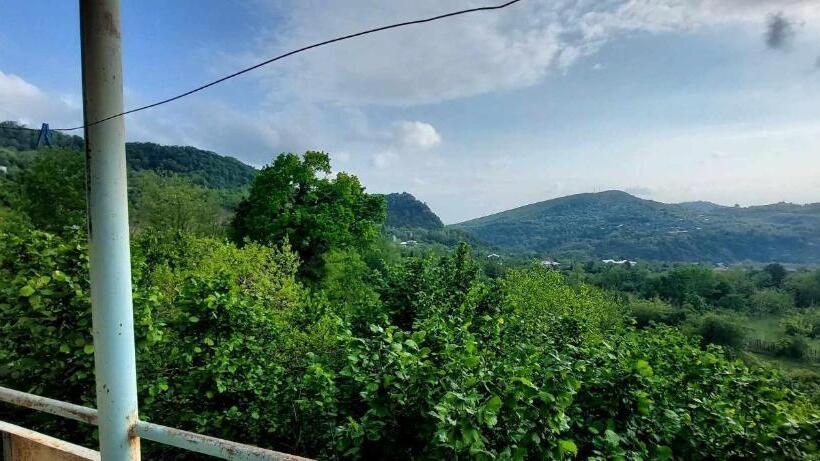 پانسیون Dadu S Gelati