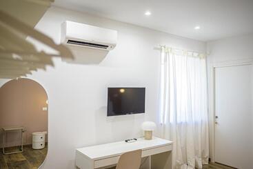 膳宿费 Piccolo Torino Rooms