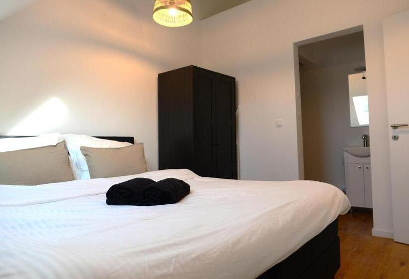 National City Apartments