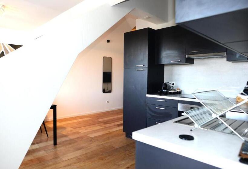 National City Apartments