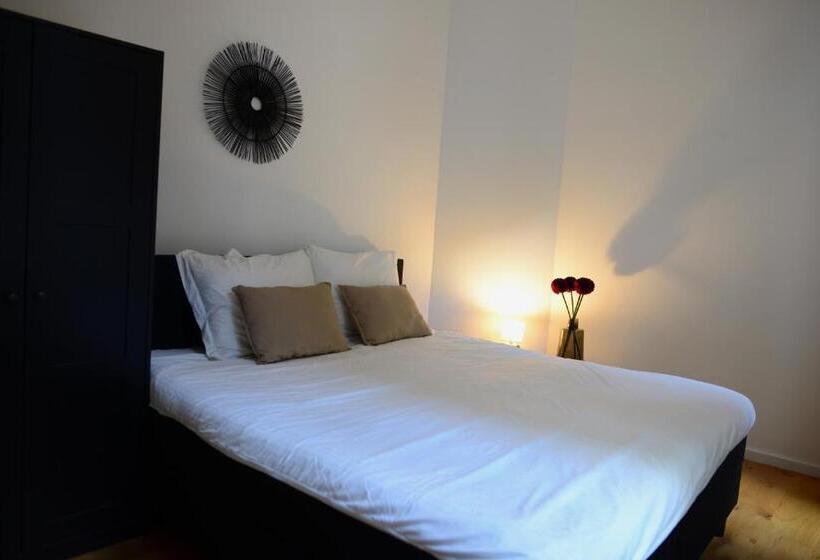 National City Apartments