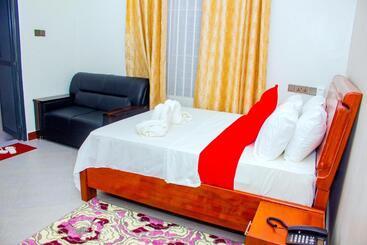 The Lavender Hotel & Tours