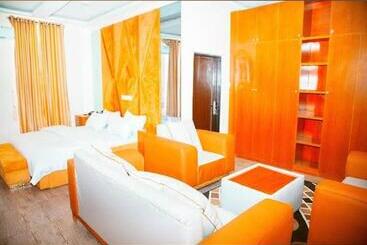 Vito Gate Hotel And Suite