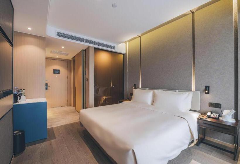Atour Hotel Lanzhou Dongfanghong Plaza