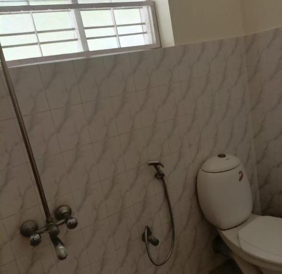 تختخواب و صبحانه Independent Apartment Kovalam